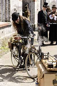 Mit Dampf (engl.: Steam) ist das Antriebsmittel der wahl beim Steampunk - auch fürs Fahrrad. | Foto: Roger Steen Fotografie