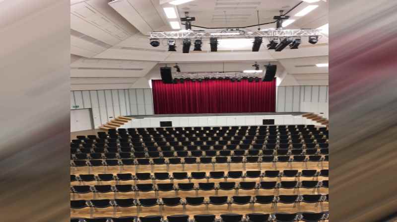 Der große Saal. | Foto: ein Der große Saal. | Foto: ein