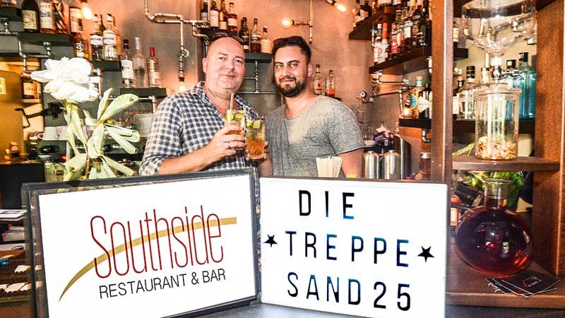 Oliver "Olli" Klühn (links) vom Southside und Ibrahim "Ibu" Yüksel von "Die TReppe" sorgen gemeinsam beim Außenmühlenfest für leckere Cocktails. | Foto: Niels Kreller