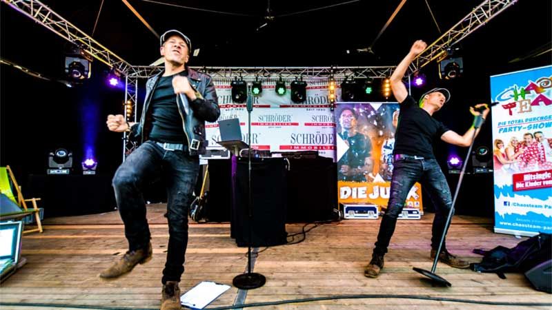 Am Freitag rocjten die Junx noch einmal den Beachclub in Winsen. | Foto: Niels Kreller