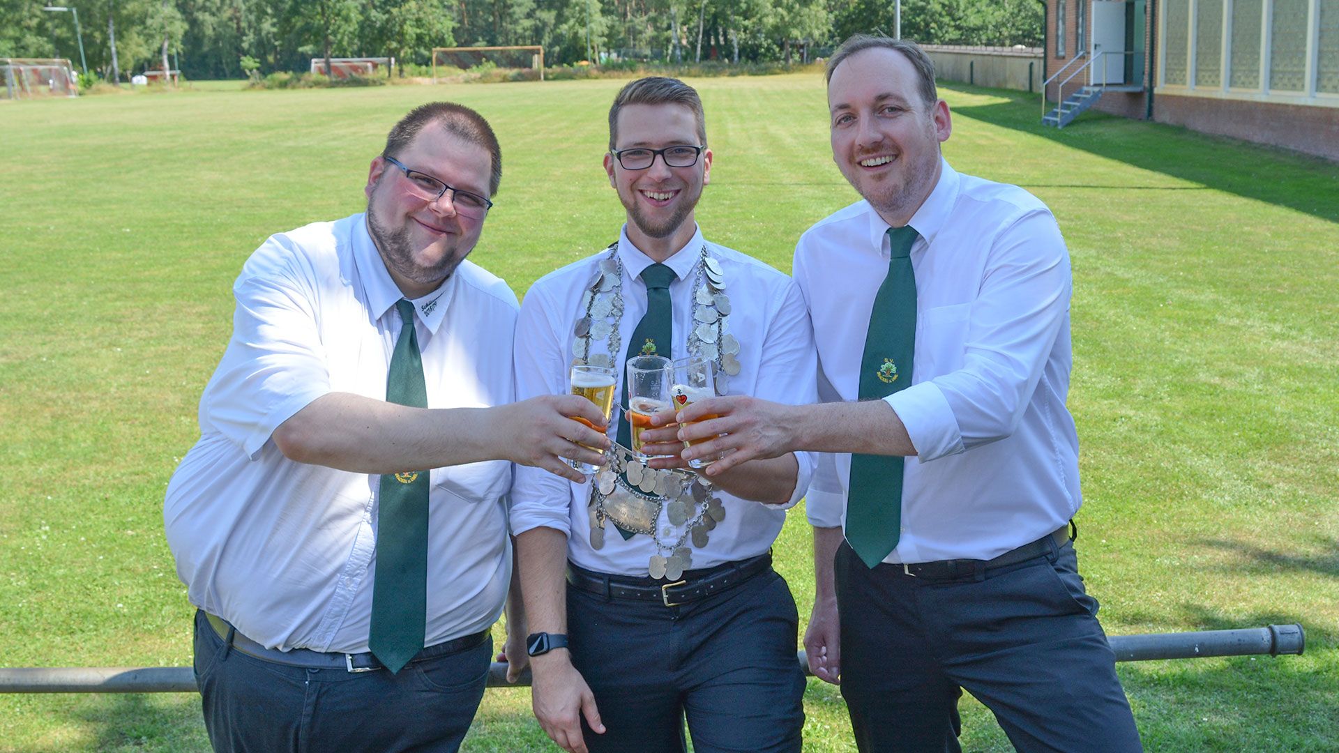 Die Brackeler Königscrew freut sich auf das Schützenfest. Foto: ein