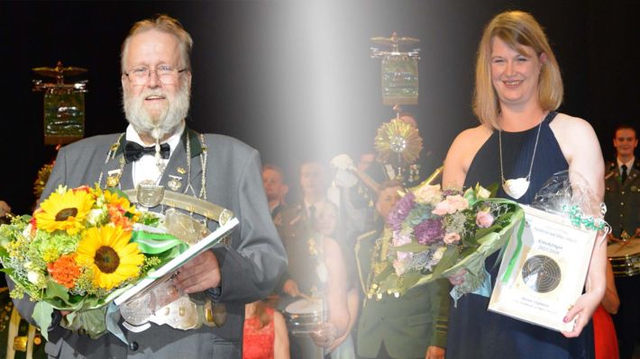 Für die amtierenden Kreismajestäten in Nordheide und Elbmarsch wird es auch ein Abend des Abschieds: Stephan Sojka aus Fleestedt und Manon Klußmann aus Neu Wulmstorf überlassen den neuen das feld. Foto. Britta Gellers