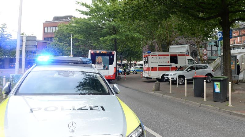 Bei einem Handtaschenraub wurde am frühen Freitagnachmittag in der Harburger Innenstadt eine ältere Frau verletzt. | Foto. André Lenthe Fotografie