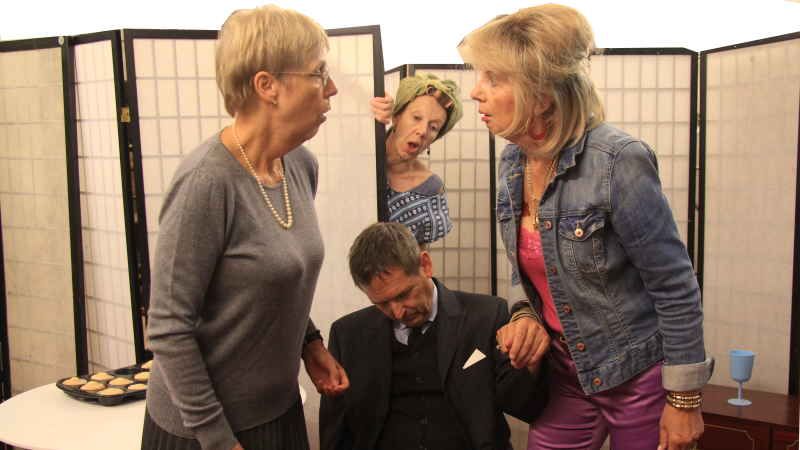Hittfelder Speeldeel 7.-9.2. Wahnung mit Liek. | Foto: ein