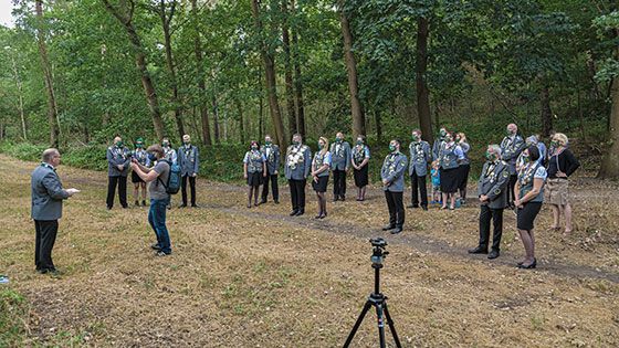 Da ihr Vogelschießen wegen Corona abgesagt worden war, wandten sich die Heimfelder Schützen per Videobotschaft an Mitglieder und Freunde. | Foto: Niels Kreller