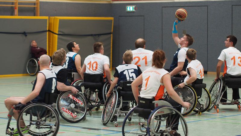 Auch die Rolli-Basketballer gehören zu den vielen begeisterten Aktiven bei Blau-Weiss Buchholz. | Foto: ein