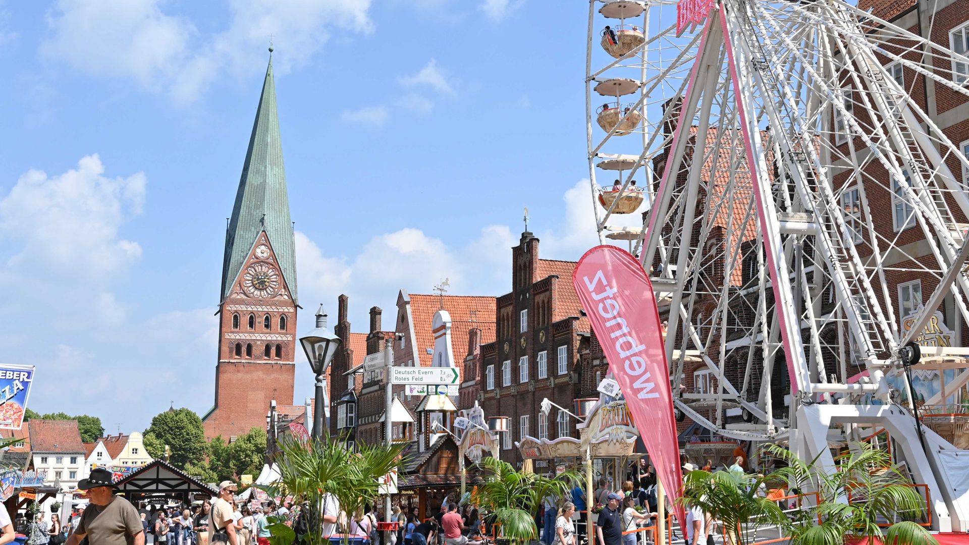 Rund 130.000 Besucher kamen am vergangenen Wochenende zu "Lüneburg feiert!". | Foto: Lenthe Medien