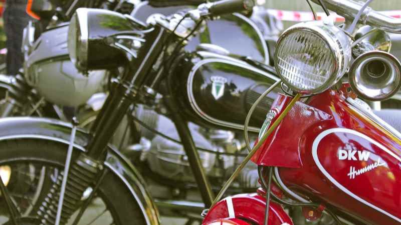 Das lässt Oldtimerherzen höher schlagen: Zweirad- Oldtimertreffen in Marxen. | Foto: ein