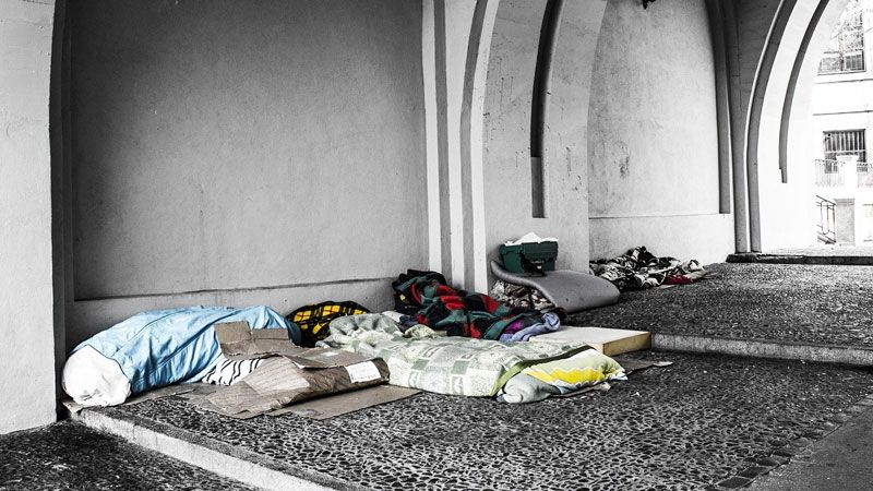 Der Sozialverband Deutschland (SoVD) in Hamburg ruft zum Spenden auf, damit Obdachlose in Hotelzimmern übernachten können und nicht draußen in der Eiseskälte. | Foto: ein