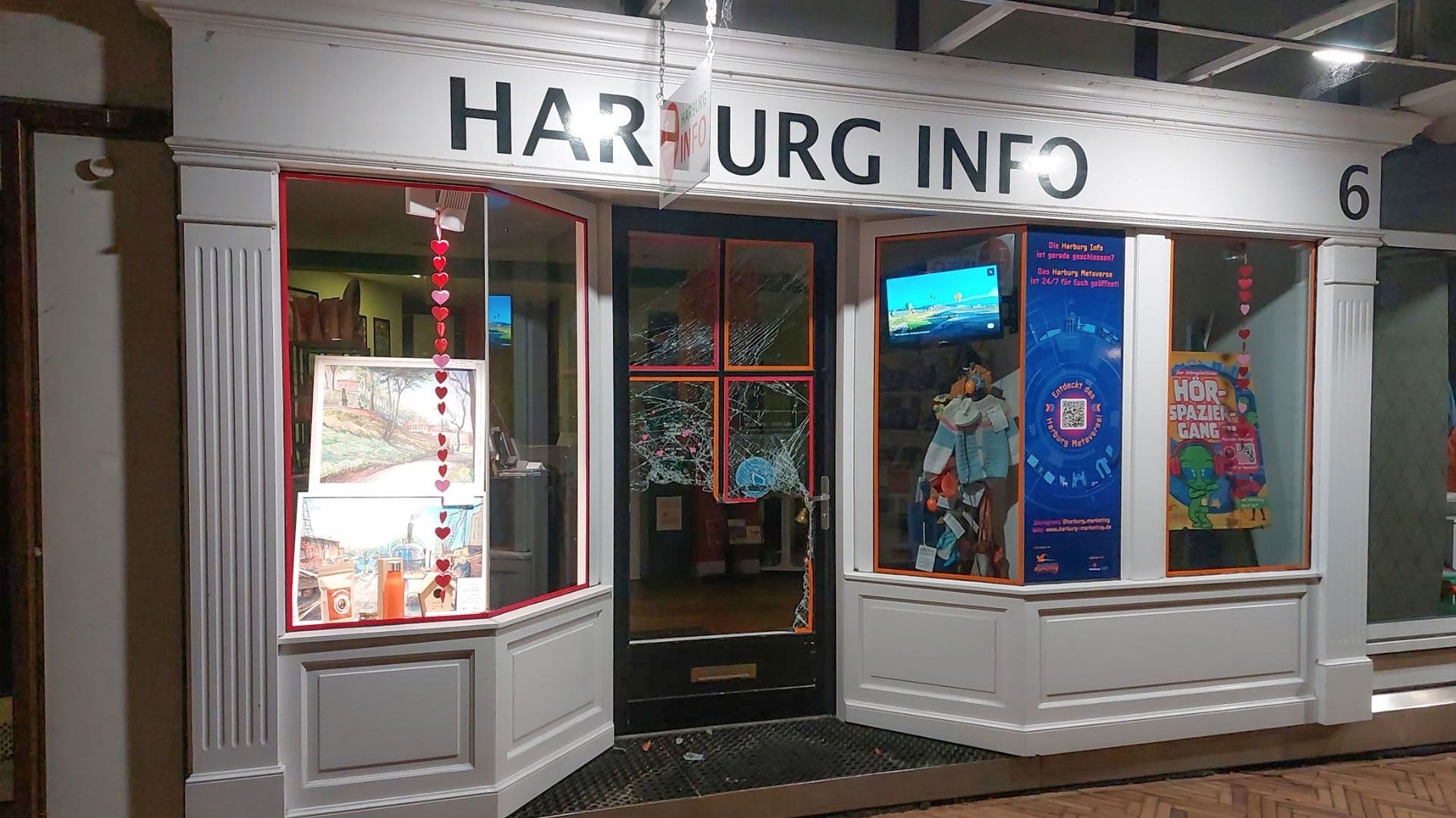 In die Harburg Info in der Hölertwiete wurde gestern eingebrochen. | Foto: Appelt