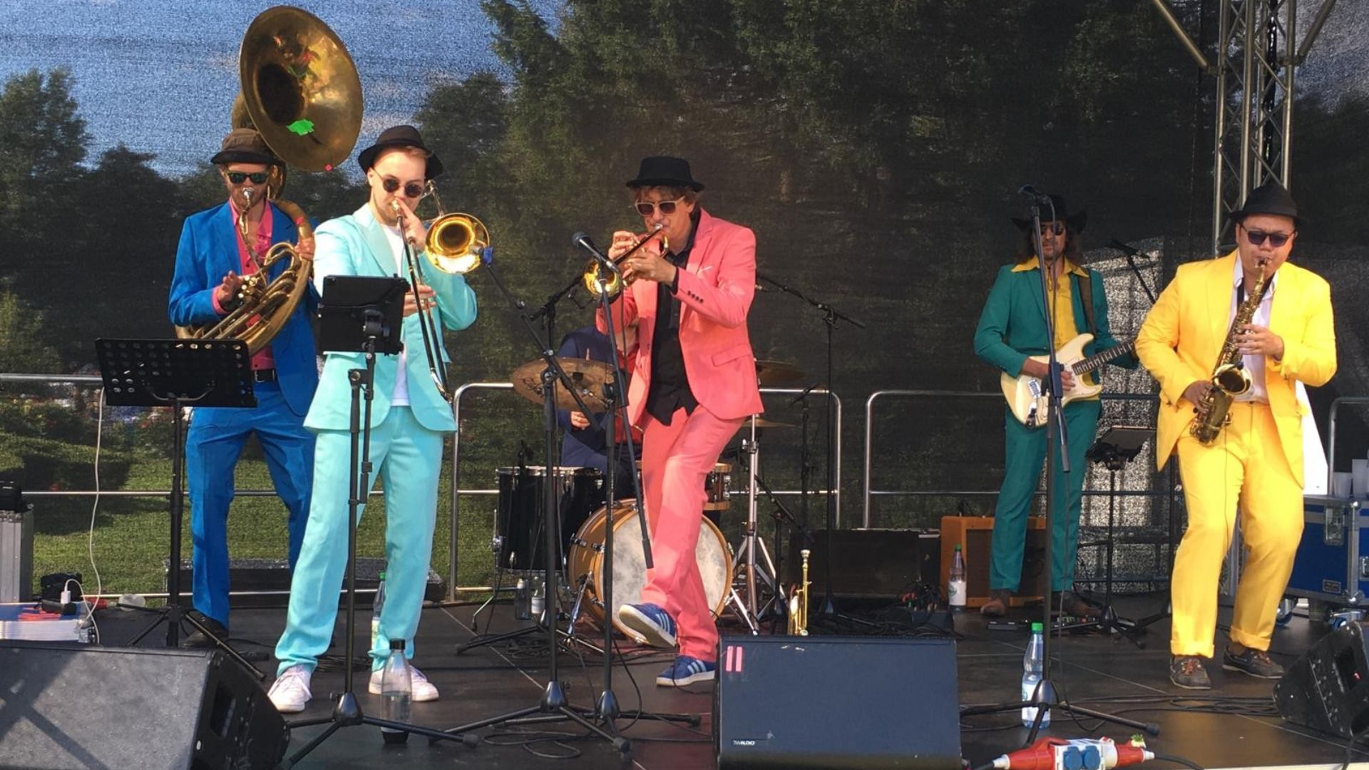 Schon 2022 brachten „Brazzo Brazzone“ eine italienische Fiesta auf die Bühne in den Luhegärten. Foto Petra