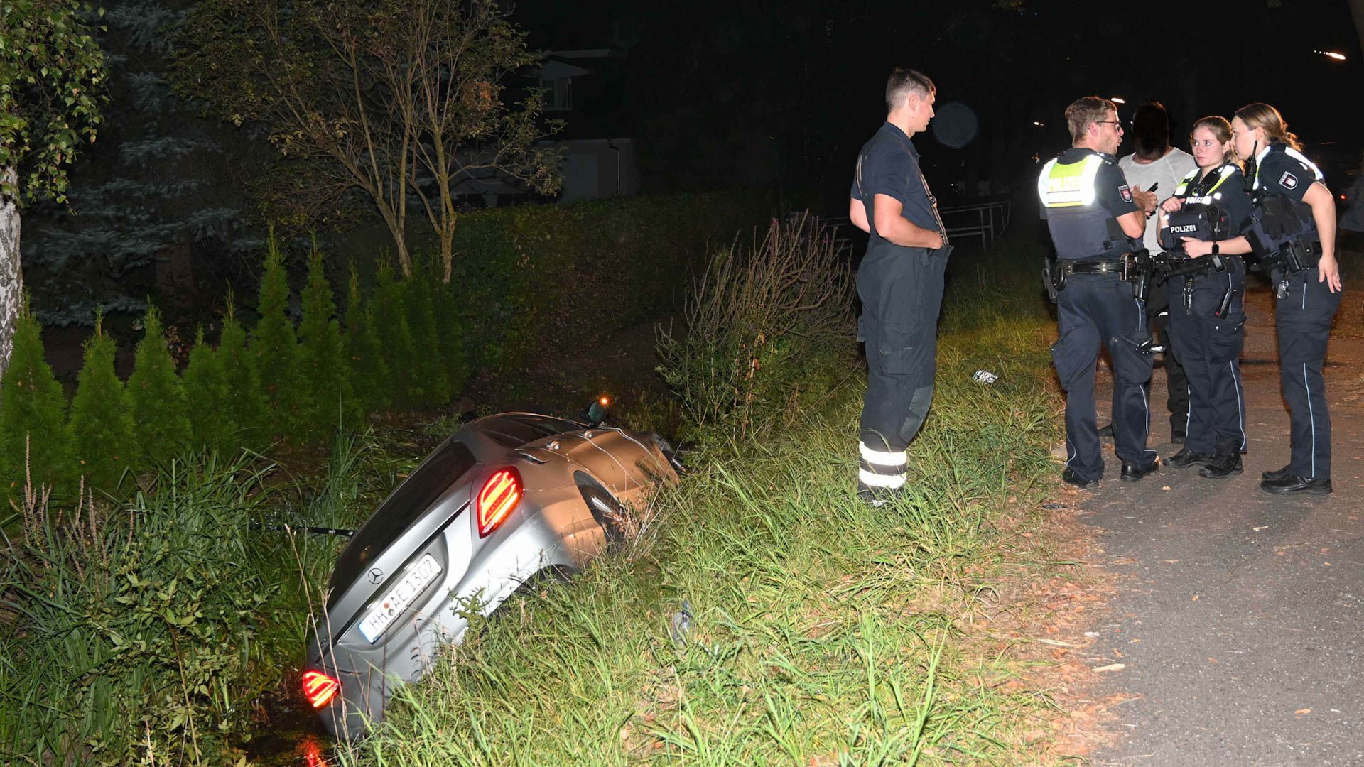 Niemand wollt glauben, dass der junge Mann nur mit 30 km/h unterwegs war. | Foto: HamburgNews