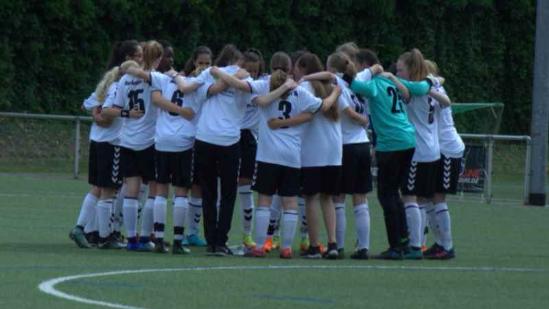 Teamgeist bei den Soccerbees. | Foto: ein