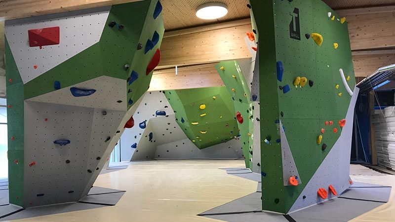 Auch das neuartige Sportangebot „Bouldern“ findet sich in der neuen Halle von Blau-Weiss Buchholz. | Foto: ein