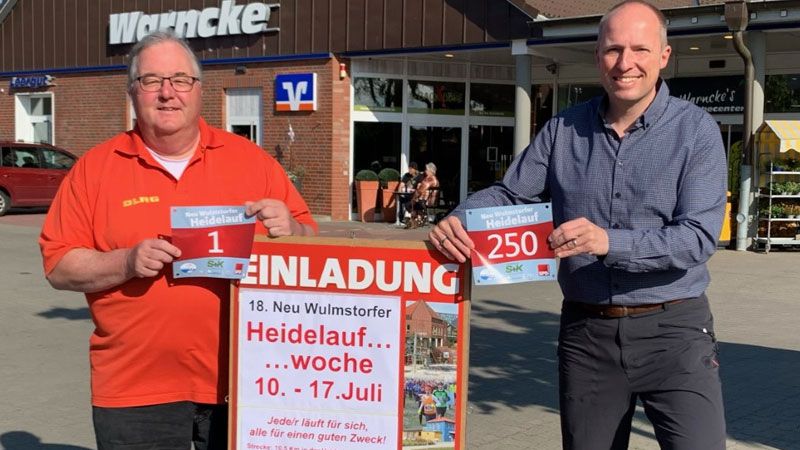 Matthias Groth (links) von der DLRG und Tobias Handtke freuen sich auf den 18. Heidelauf. | Foto: ein