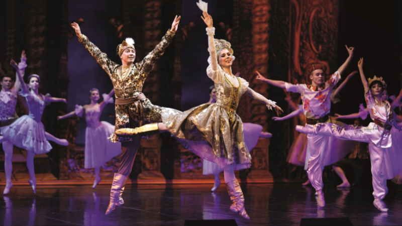 Das Russische klassisches Staatsballett  verzaubert die Zuschauer. | Foto: ein