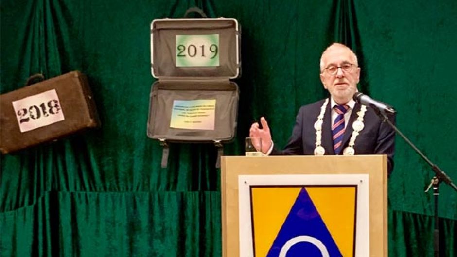 Neu Wulmstorfs Bürgermeister Wolf-Egbert Rosenzweig gebrüßte rund 270 beim 18. Neujahrsempfang: | Foto: Gemeinde neu Wulmstorf