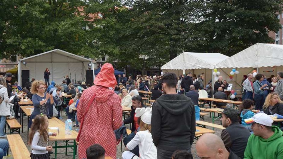 Seine Vielfalt möchte der Bezirk Harburg am Samstag auf dem Rahthausplatz feiern. | Foto: Niels Kreller