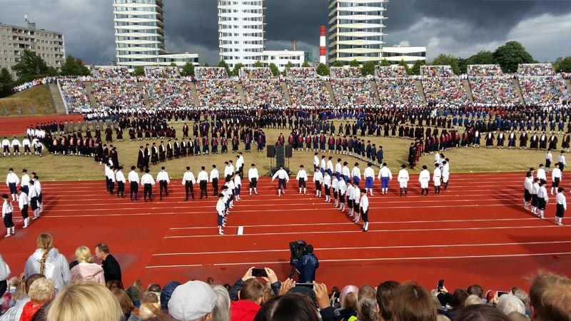 Im Juli reisten 25 Liederfreunde nach Tallinn, um das Sängerfest 150 Jahre Sängerfest-Tradition in Estland unter dem Motto „Mein Vaterland ist meine Liebe“ mitzuerleben. | Foto: ein