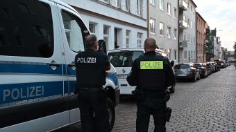 Auch in der Marienstraße in Harburg wurde eine Wohnung durchsucht. Foto: Lenthe-Medien