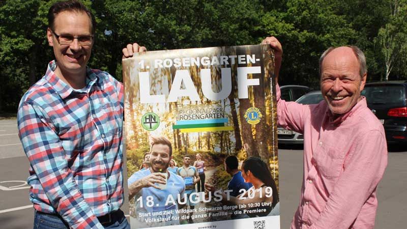 Mark Schütter (links), Geschäftsführer der Hausbruch-Neugrabener Turnerschaft, und Jürgen Buck, Initiator und Organisator des 1. Rosengarten-Laufs. | Foto: Wolfgang Gnädig