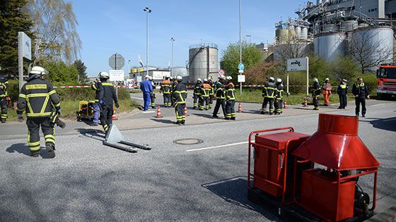 Bei einem Strahlenunfall in Heimfeld wurden am Mittwochmittag drei Arbeiter verletzt. | Foto: ein