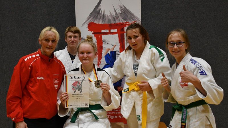 Das Team des KSC BUshido hat bei den Norddeutschen Meisterschaften gut abgeschnitten. | Foto: ein