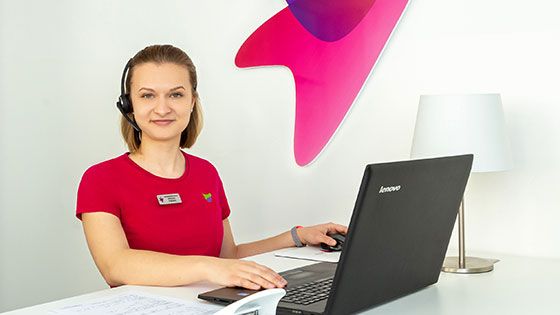 Physiotherapeutin & Stipendiatin Antonia Hupfeld bei der Videotherapie.