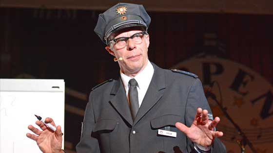 Nach langer Zeit kommt der Polizist Herr Holm wieder in den Rieckhof. | Foto: Frank Schwichtenberg - Eigenes Werk, CC BY-SA 3.0, https://commons.wikimedia.org/w/index.php?curid=32192327