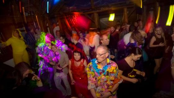Wie hier in der Diskothek Freudenhaus können die Norddeutschen beimi Fasching richtig abgehen. | Foto: Niels Kreller