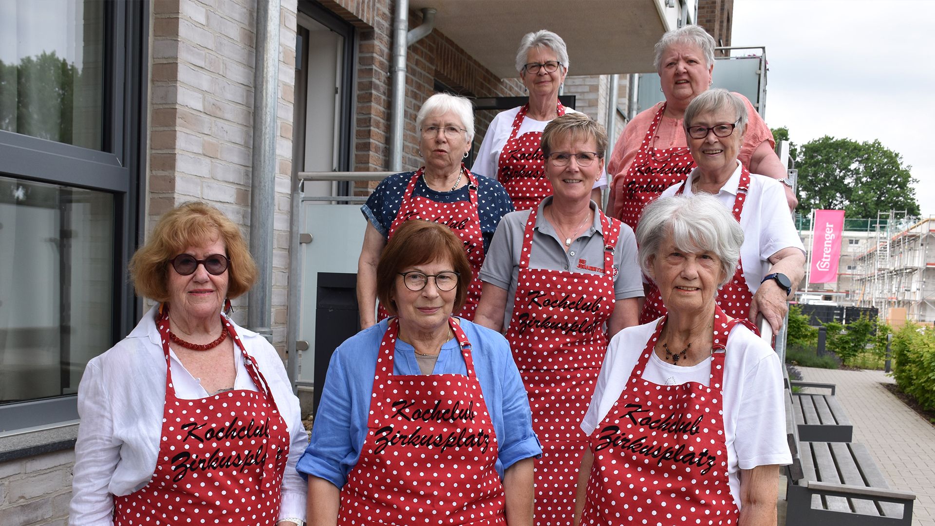 Im „Kochclub Zirkusplatz“ bereiten Seniorinnen regelmäßig alte Familienrezepte zu. | Foto: Johanniter