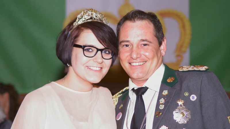 Schützenkönig Lars Andert und Königin Alessandra Krüger freuen sich auf vier tolle Tage | Foto: ein