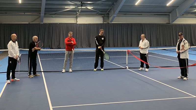 Endlich konnte die neue tennishalle des HTB eingeweiht werden. | Foto: ein
