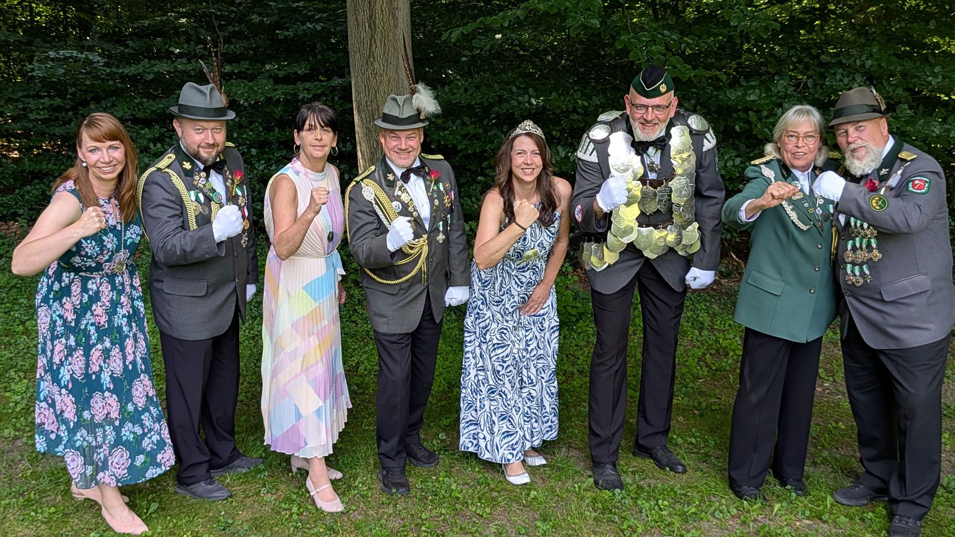 Die Hollenstedter Königscrew freut sich auf das große Schützenfest. Foto: Uwe Stelling/Arne Popp