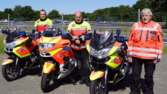 Die Biker Johanniter-Motorradstaffel leisten zum Ferienende Erste Hilfe auf den Straßen des Landkreises. | Foto: ein