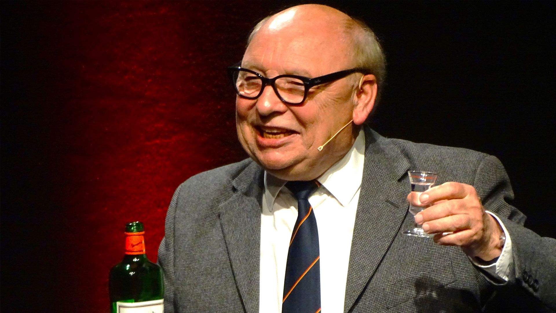 Hans Joachim Heist kommt als Heinz Erhardt am 20. Oktober in die Buchholzer Empore. | Foto: Ilka Teschner