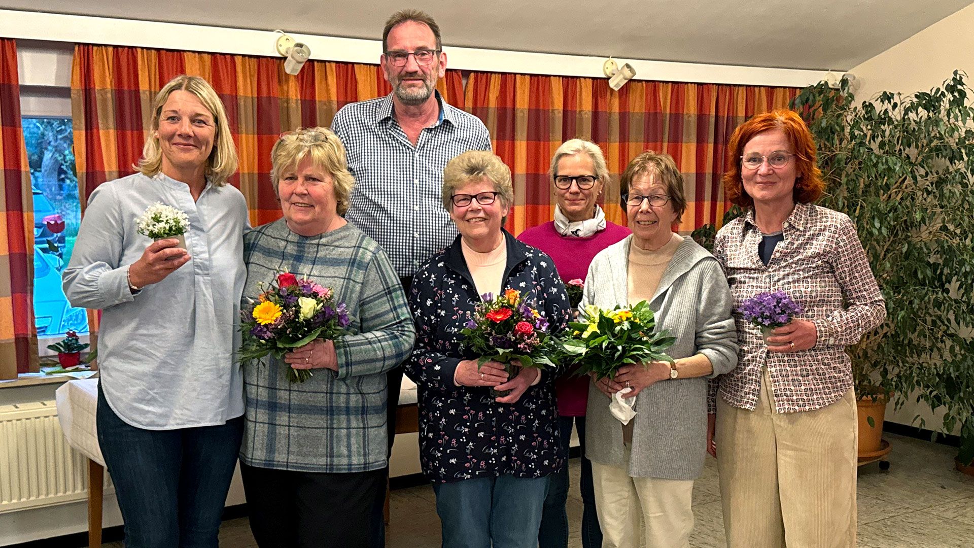 Auf der Jahreshauptversammlung des DRK-Ortsvereins Brackel/Thieshope wurde ein neuer Vorstand gewählt. | Foto: ein