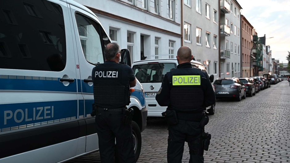 Auch in der Marienstraße in Harburg wurde eine Wohnung durchsucht. Foto: Lenthe-Medien