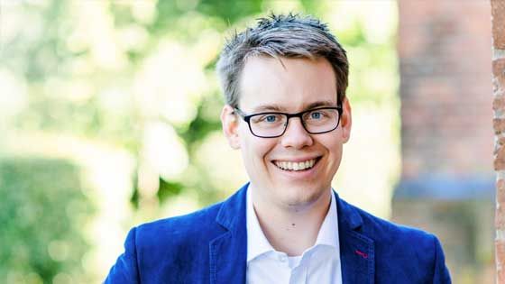 Kreiskantor Kai Schöneweiß. | Foto: L. Neugebohrn
