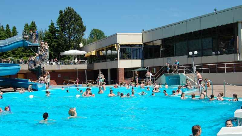 Hallen-und Freibad Hittfeld | Foto: ein