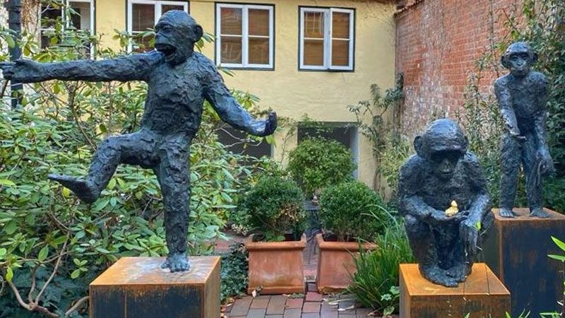 Unter anderem erbeuteten die Einbrecher diese Skulpturen im Wert von 45.000 Euro. | Foto: Polizei