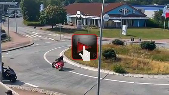 Eine wilde Verfolgungsjagd mit der Polizei lieferte sich der Motorradfahrer dieser roten Sportmaschine am Dienstag quer durch Harburg und Seevetal. | Foto. ein