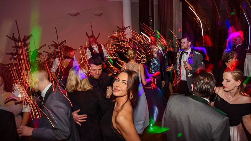 In der Disco des Winterballs wird bis in die frühen Morgenstunden gefeiert. | Foto: Niels Kreller
