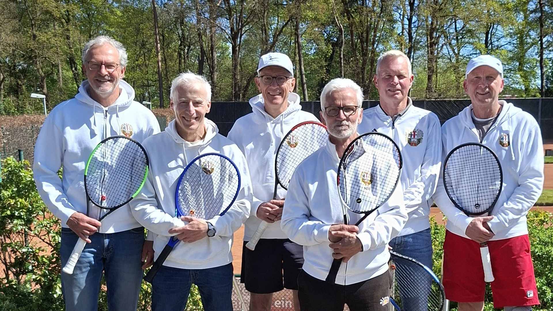 Die erfolgreichen HTB-Herren: (v.l.n.r.)  Claus Sebbeck, Martin Ilker, Frank Holländer, Jörg Becker, Anreas Wilcke, Frank Lutsche. Es fehlt Claus Ohl. Foto: ein