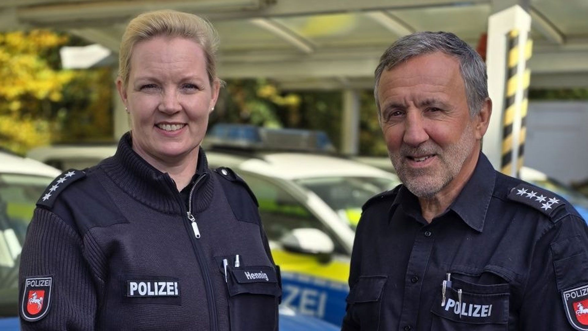 Robert Schlimm übergibt seine Funktion an Wiebke Hennig. | Foto: Polizei