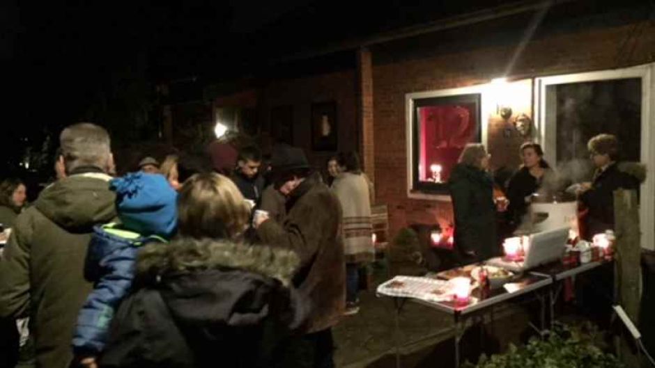 Impression von Abenden des Lebendigen Adventskalender in 2016. | Foto: ein