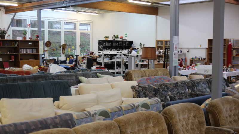 Blick in die Möbelscheune in Buchholz. Dort findet sich ein vielfältiges Angebot. | Foto: ein