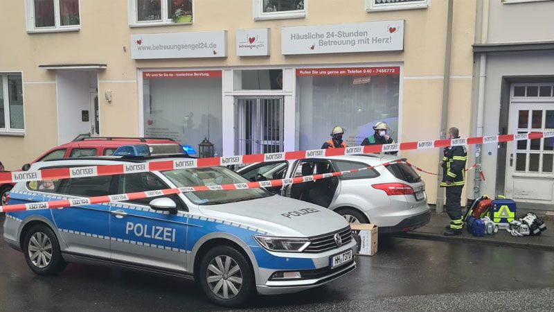 In der Steinikestraße wurde am frühen Dienstagnachmittag ein toter Mann in einem Auto entdeckt. | Foto: HamburgNews