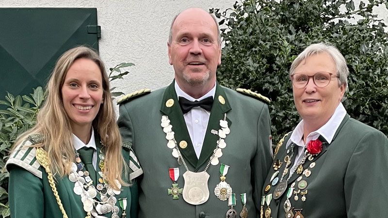 Sabrina Moje, Andreas Jepp und Karin Moje vom Schützenverein Eißendorf. | Foto:; ein