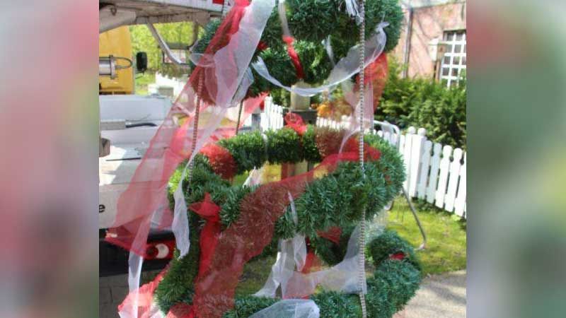 Am 1. Mai findet das traditionelle Maibaumfest im Landhaus Jägerhof in Hausbruch statt.